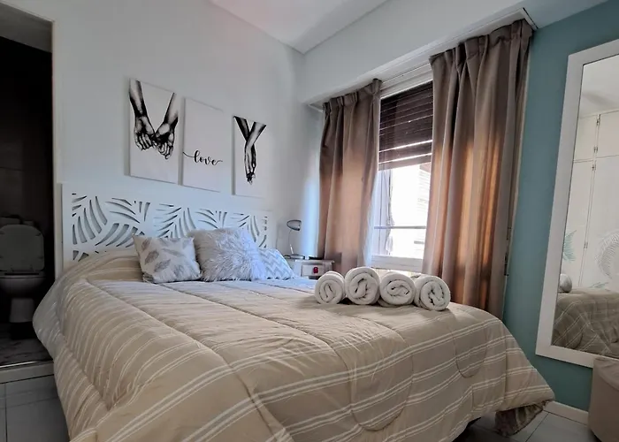 SELIZ SUITES LUMINOSO, CON COCHERA y DESAYUNO OPCIONAL EN CERCANÍA